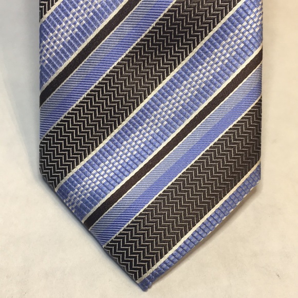 Black Brown 1826. Light blue with brown diagonal stripe tie. Like new. 100% silk - Picture 4 of 8
